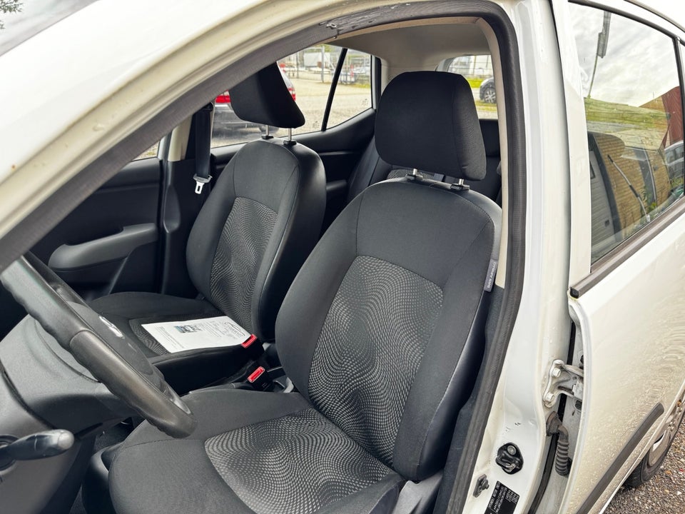 Hyundai i10 1,1 Classic 5d