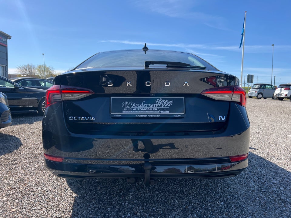 Skoda Octavia 1,4 TSi iV Plus DSG 5d