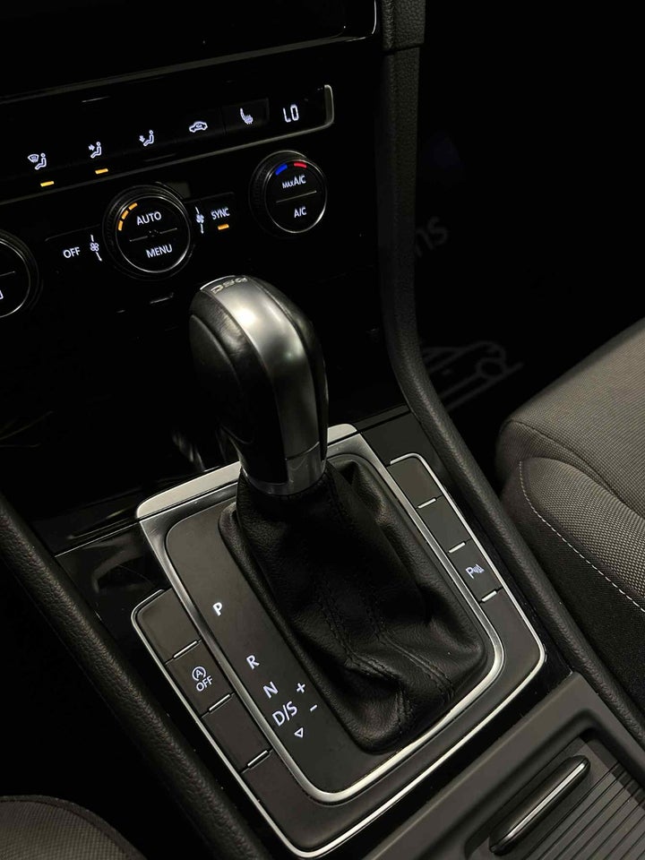 VW Golf VII 1,5 TSi 150 Highline Variant DSG 5d