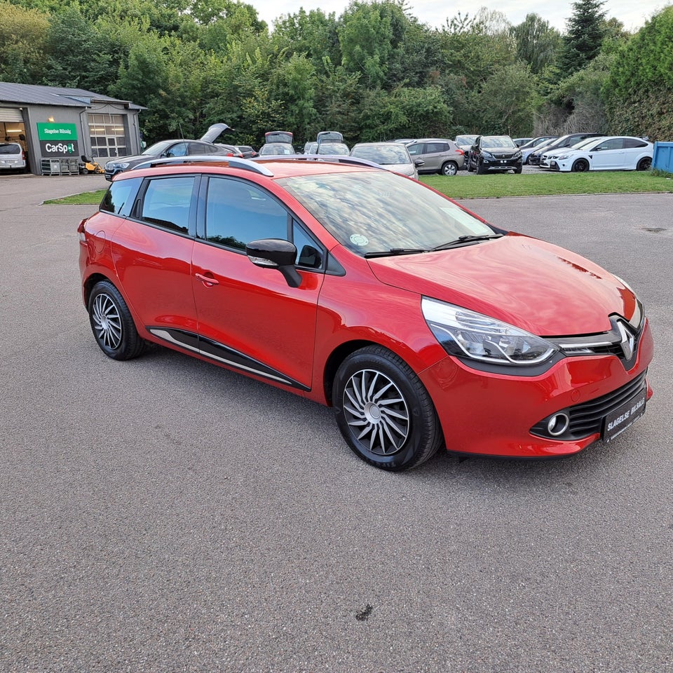 Renault Clio IV 0,9 TCe 90 Formula Edition Sport Tourer 5d