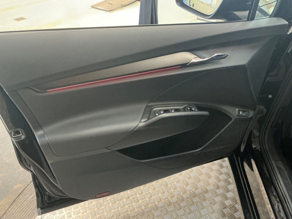 Skoda Enyaq 80x iV Sportline 5d