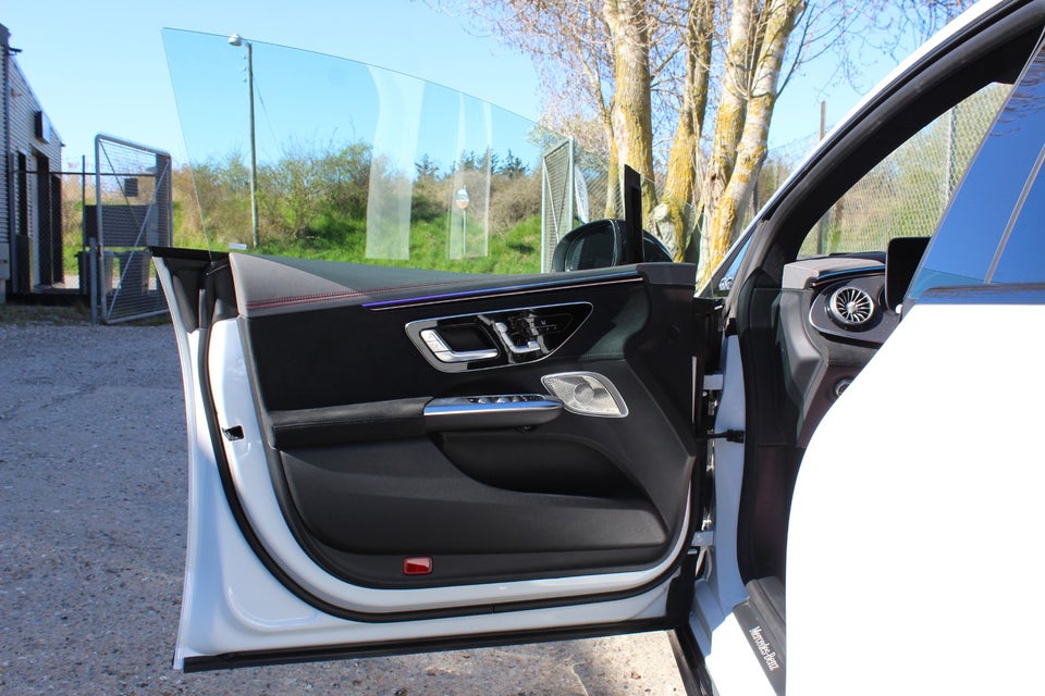 Mercedes EQE350 AMG Premium Plus 4Matic 4d