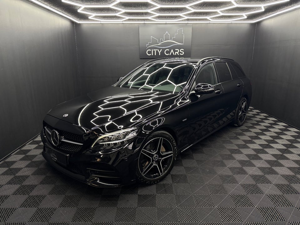 Mercedes C220 d 2,0 AMG Line Night Edition stc. aut. 5d