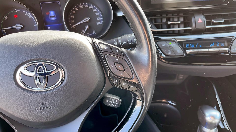 Toyota C-HR 1,8 Hybrid Selected CVT 5d