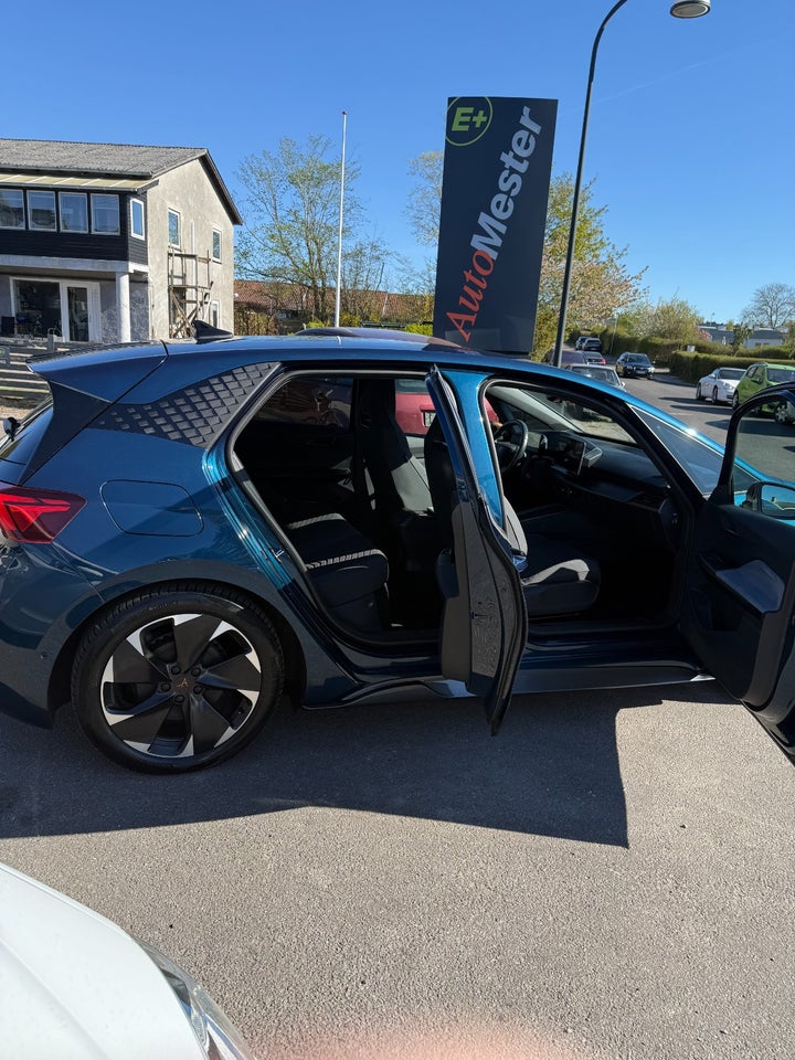 Cupra Born 58 e-Boost Dinamica Pack High 5d