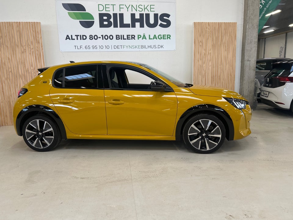 Peugeot e-208 50 GT 5d