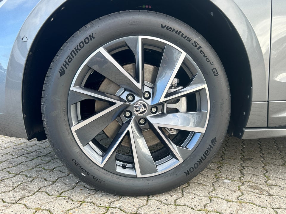 Skoda Enyaq 85X iV Sportline 5d