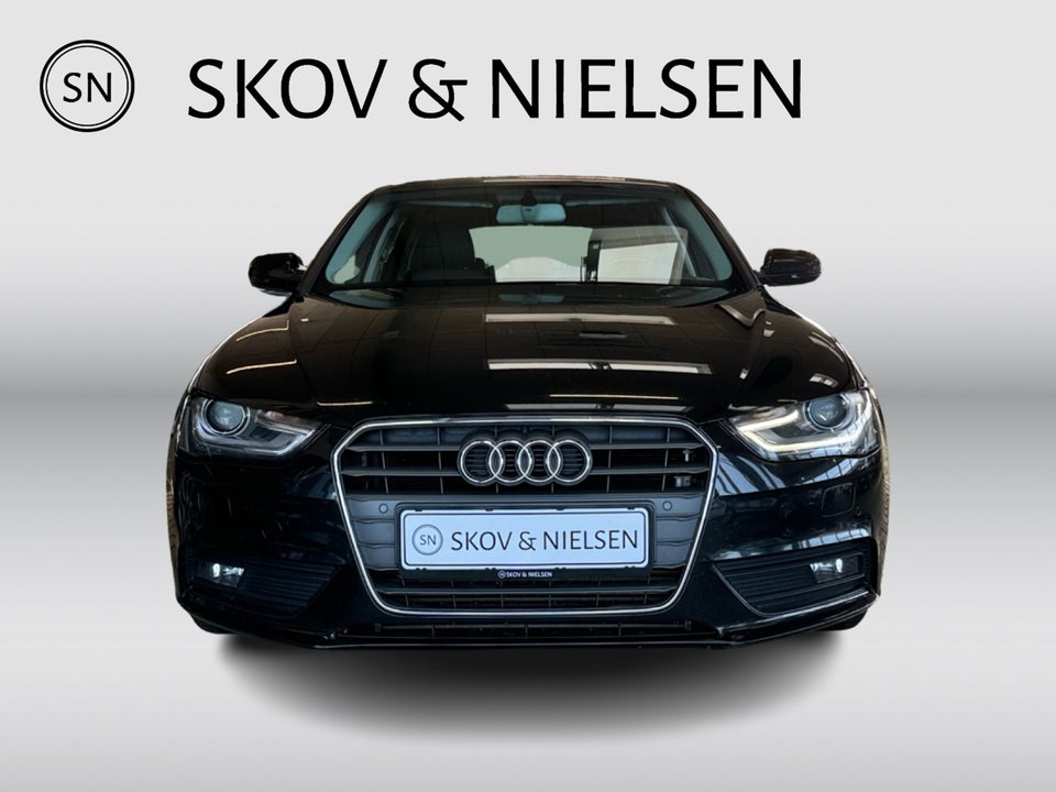 Audi A4 2,0 TDi 177 S-line Avant Multitr. 5d