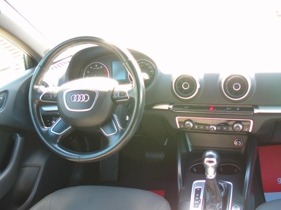 Audi A3 1,4 TFSi 125 Ambition Sportback S-tr. 5d