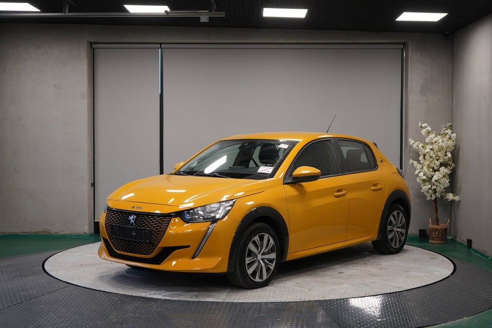 Peugeot e-208 50 Active 5d
