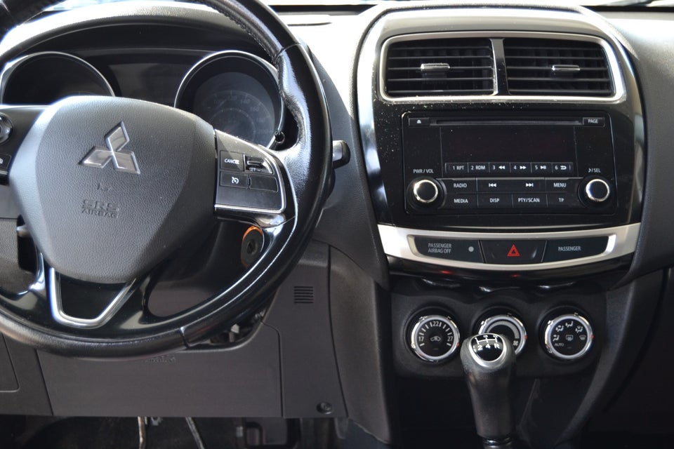 Mitsubishi ASX 1,6 Invite 5d
