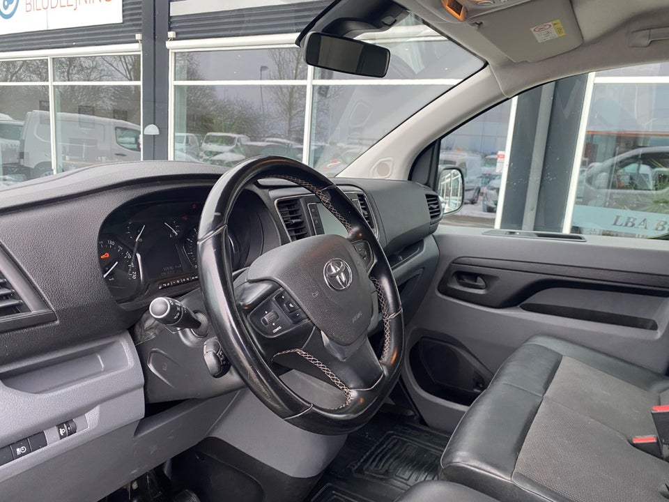 Toyota ProAce 2,0 D 122 Long Comfort Master aut. 6d