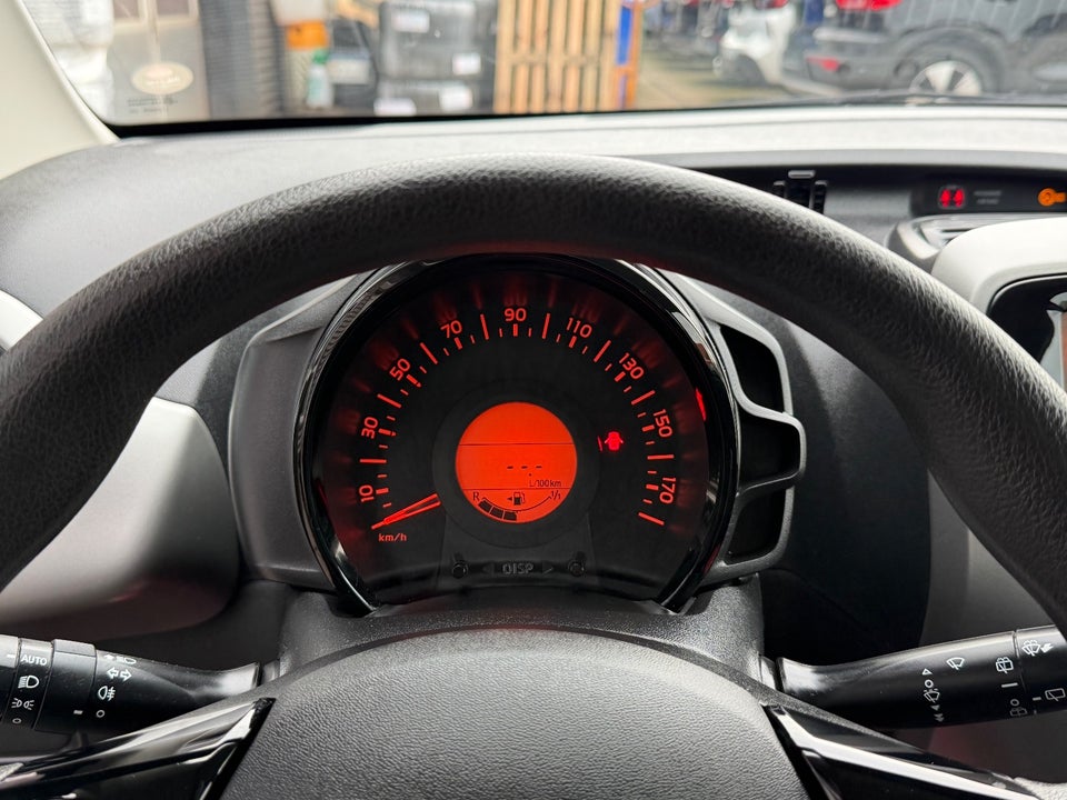 Citroën C1 1,2 PureTech Feel 5d