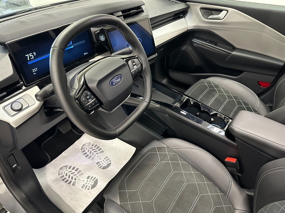 Ford Puma 46 Gen-E Premium 5d