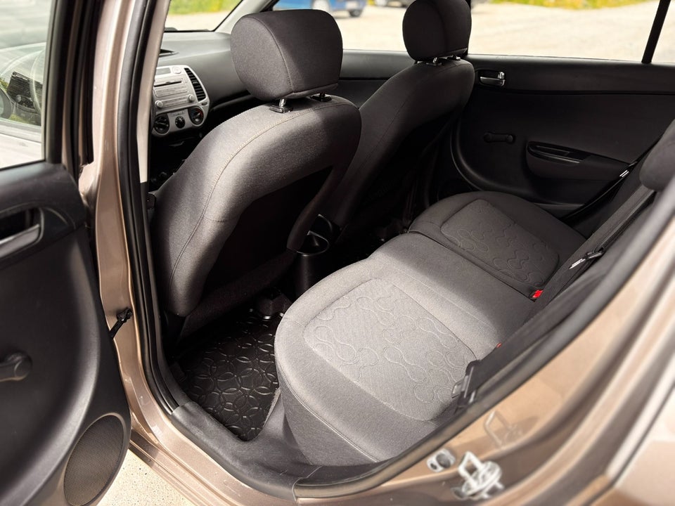 Hyundai i20 1,25 Classic 5d
