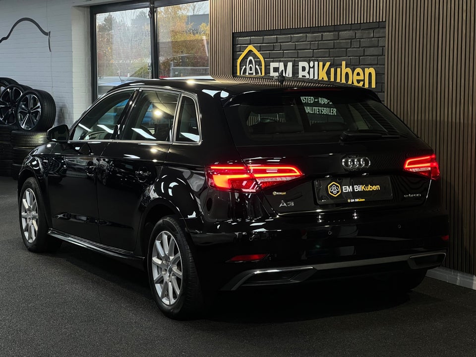 Audi A3 1,4 e-tron Sportback S-tr. 5d