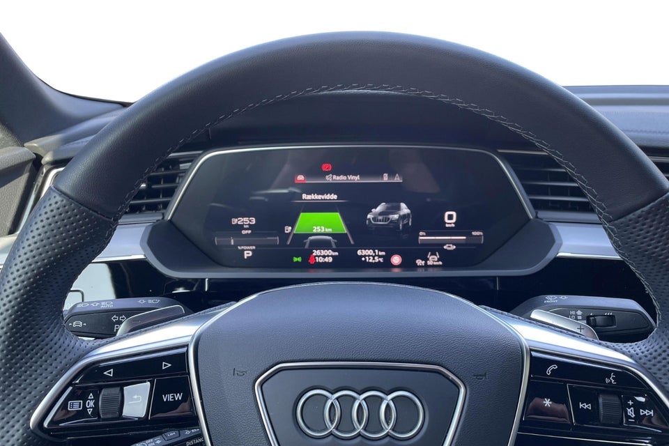 Audi Q8 e-tron 55 S-line Sportback quattro 5d