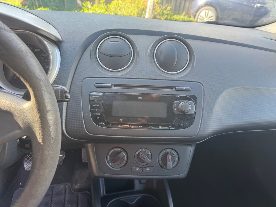 Seat Ibiza 1,4 16V Sport SC 3d