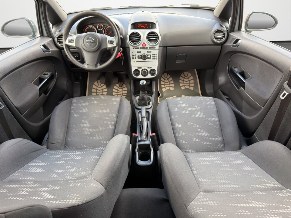 Opel Corsa 1,0 12V Enjoy 5d