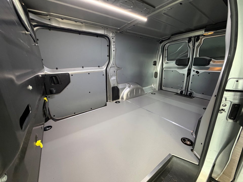 Toyota ProAce 2,0 D 180 Long Comfort aut. 6d