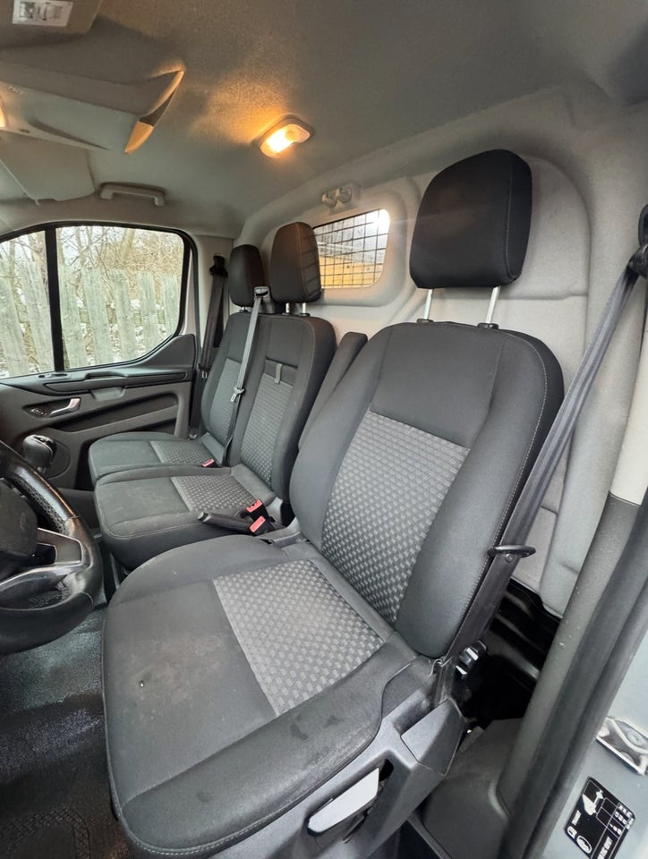 Ford Transit Custom 340 L2 2,0 TDCi 130 Trend