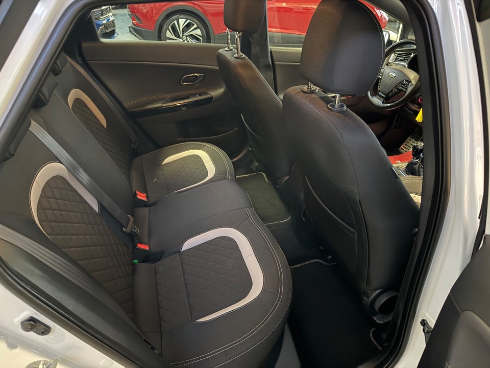 Kia Ceed 1,6 CRDi 136 GT-Line SW 5d