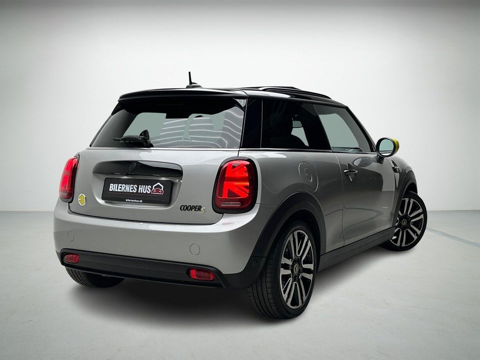 MINI Cooper SE Edition Premium Plus 3d