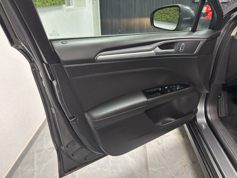 Ford Mondeo 2,0 TDCi 150 Business stc. 5d