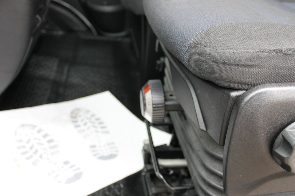 Iveco Daily 2,3 35S14 Alukasse m/lift AG8 2d