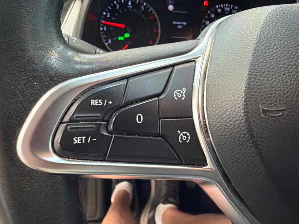 Renault Captur 1,0 TCe 100 Zen 5d