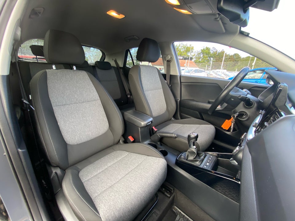 Kia Stonic 1,0 T-GDi mHEV Prestige Upgrade iMT 5d