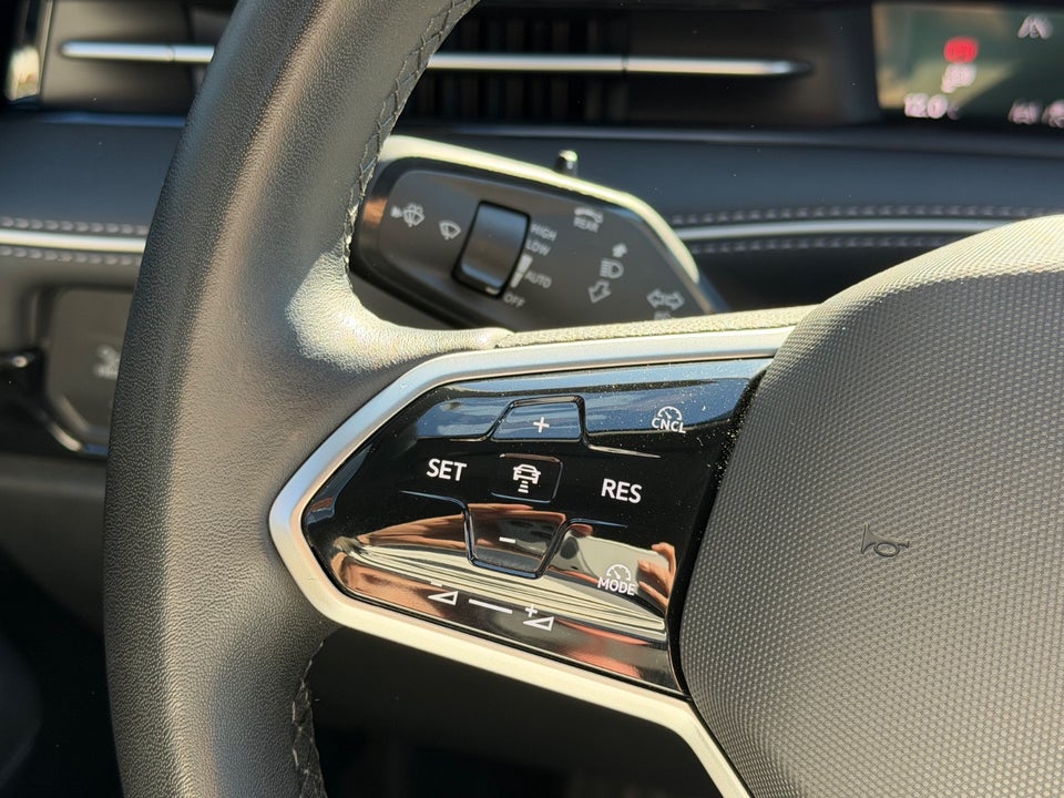 VW ID.7 77 Pro Tourer 5d