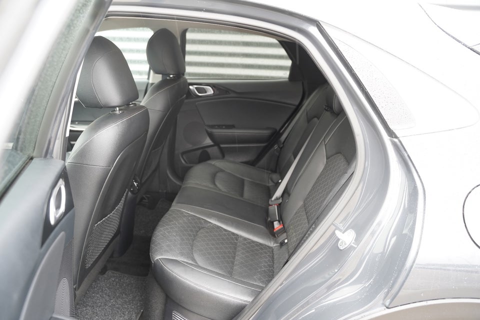 Kia XCeed 1,6 PHEV Upgrade DCT 5d