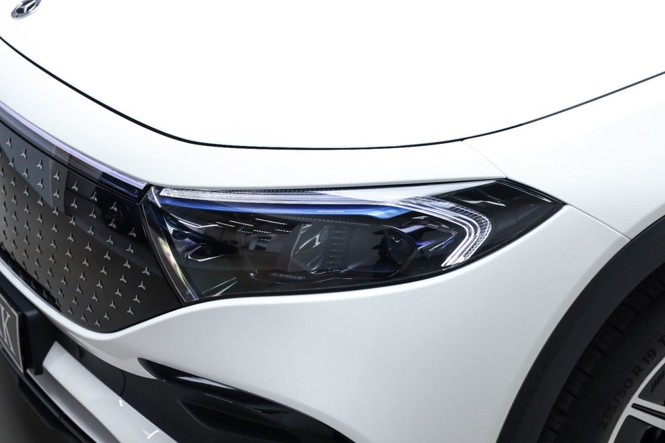 Mercedes EQB250+ AMG Premium 5d