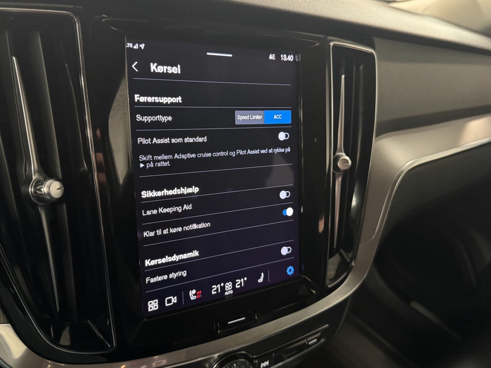 Volvo V60 2,0 B4 197 Plus Bright aut. 5d