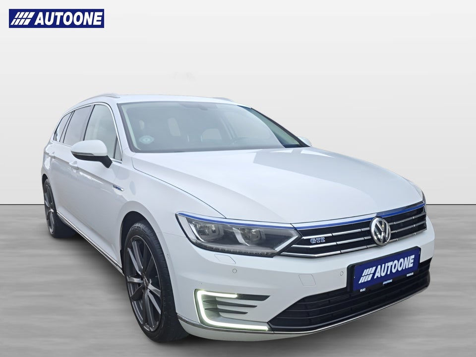 VW Passat 1,4 GTE Variant DSG 5d