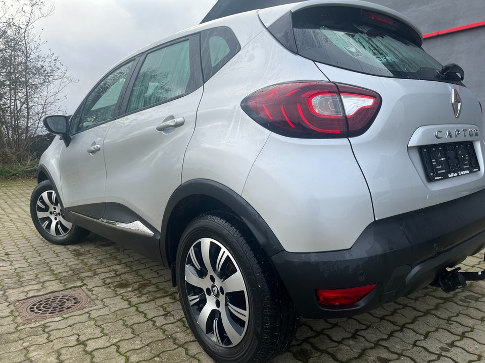 Renault Captur 0,9 TCe 90 Zen 5d