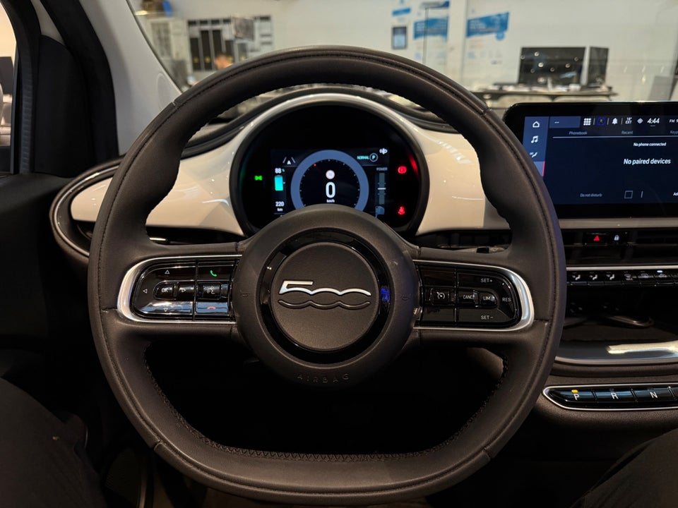 Fiat 500e 42 Icon Pack Cabrio 2d