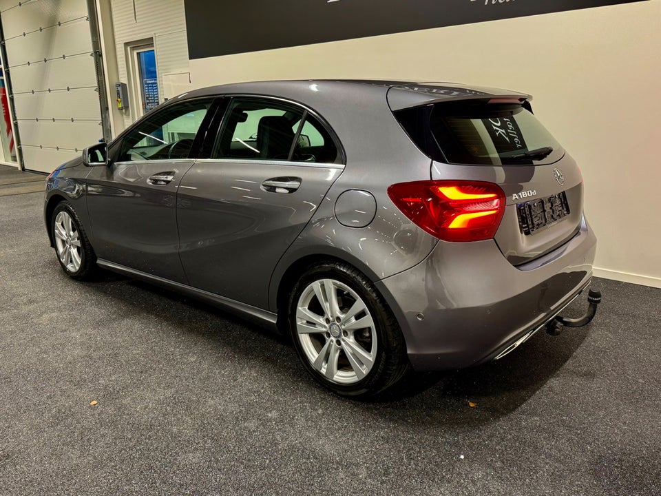 Mercedes A180 d 1,5 Urban 5d