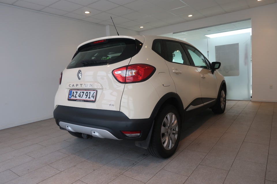 Renault Captur 0,9 TCe 90 Intens 5d