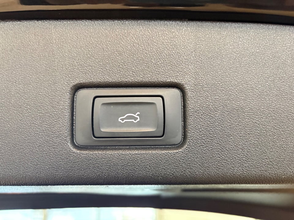 Audi Q4 e-tron 40  5d