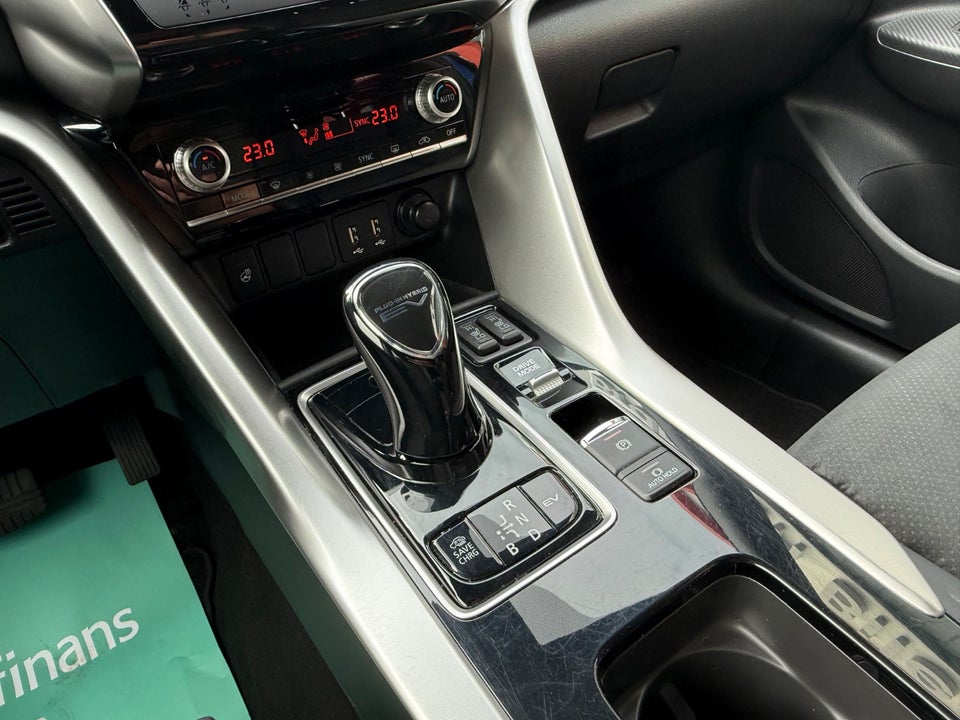 Mitsubishi Eclipse Cross 2,4 PHEV Intense CVT 4WD 5d