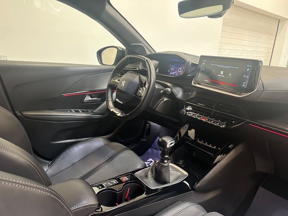 Peugeot 208 1,2 PureTech 100 GT 5d
