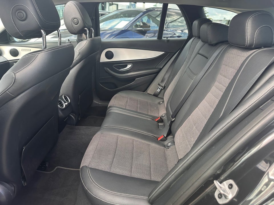 Mercedes E300 de 2,0 stc. aut. 5d