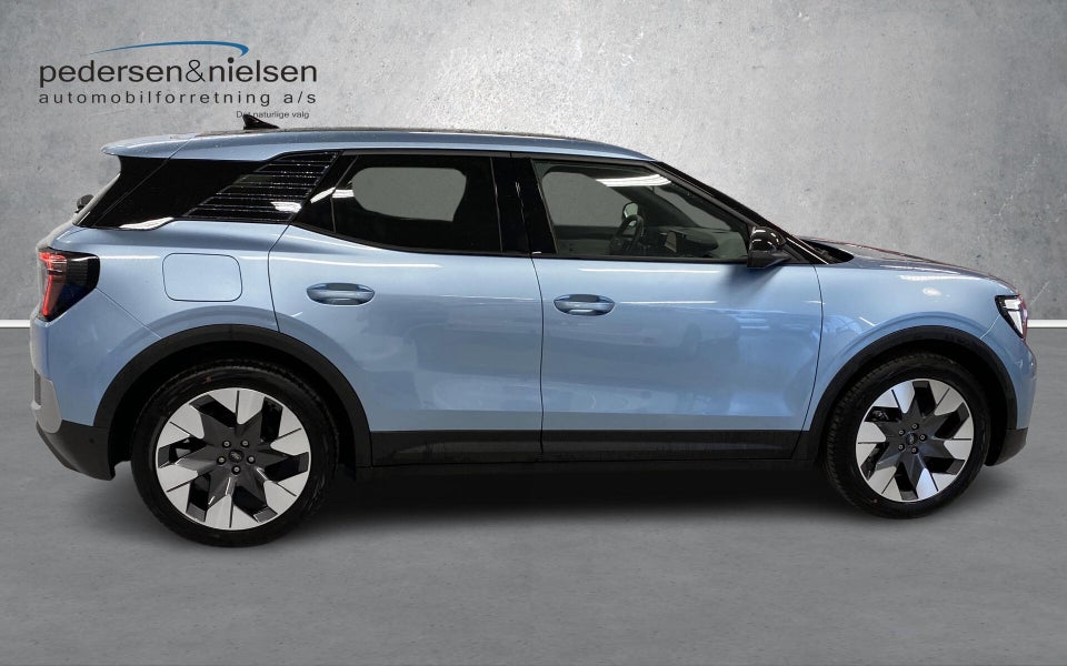 Ford Explorer 82 Premium Extended Range 5d