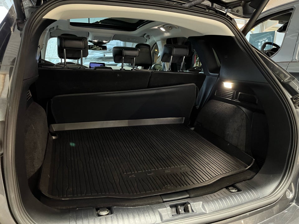 Ford Kuga 2,5 PHEV Vignale CVT 5d