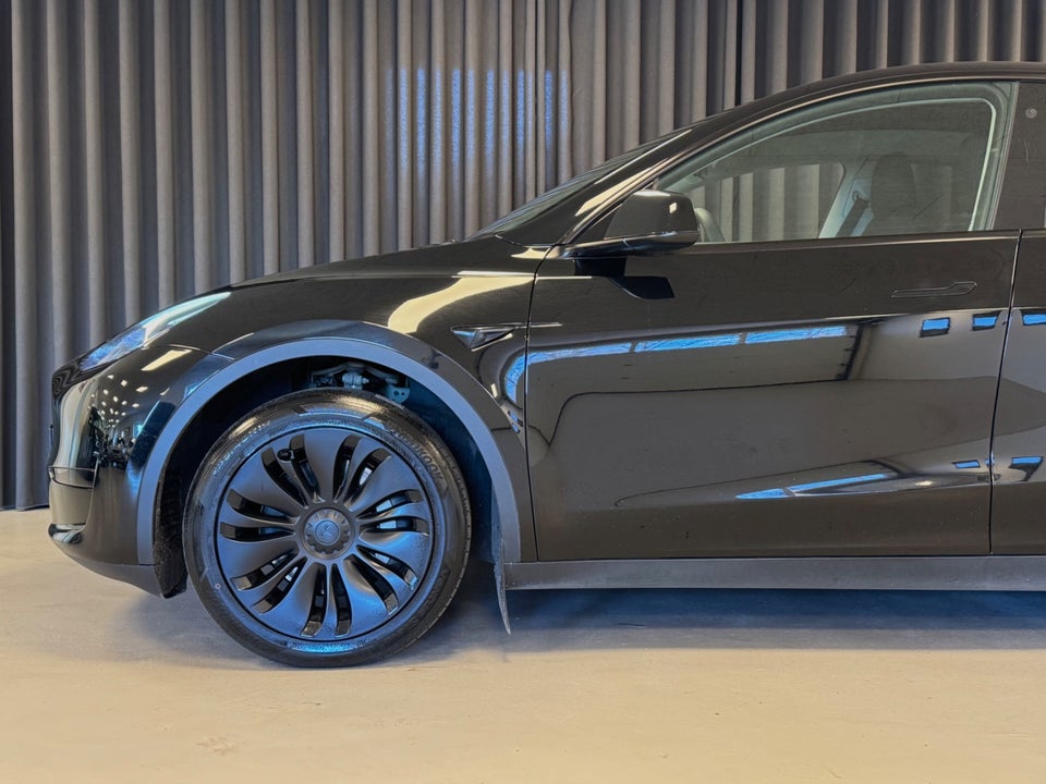 Tesla Model Y RWD 5d