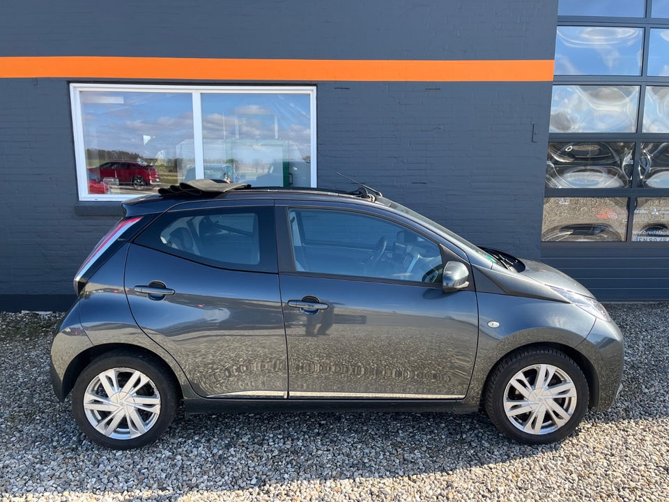 Toyota Aygo 1,0 VVT-i x-sky 5d