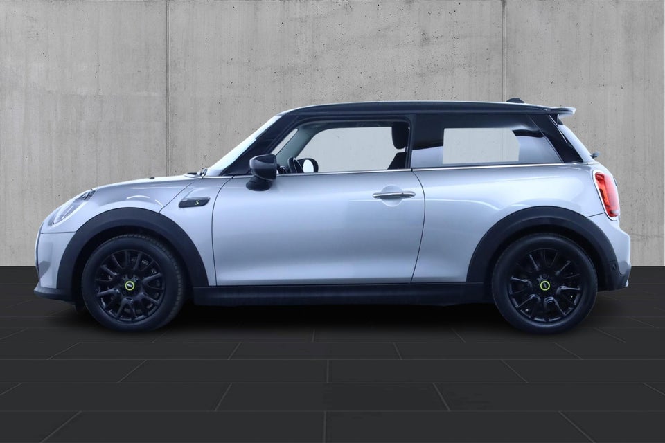 MINI Cooper SE Classic Trim 3d