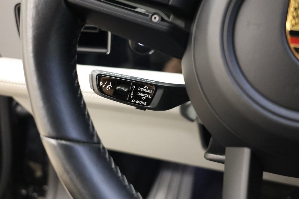 Porsche Taycan 4S Performance+ Cross Turismo 5d